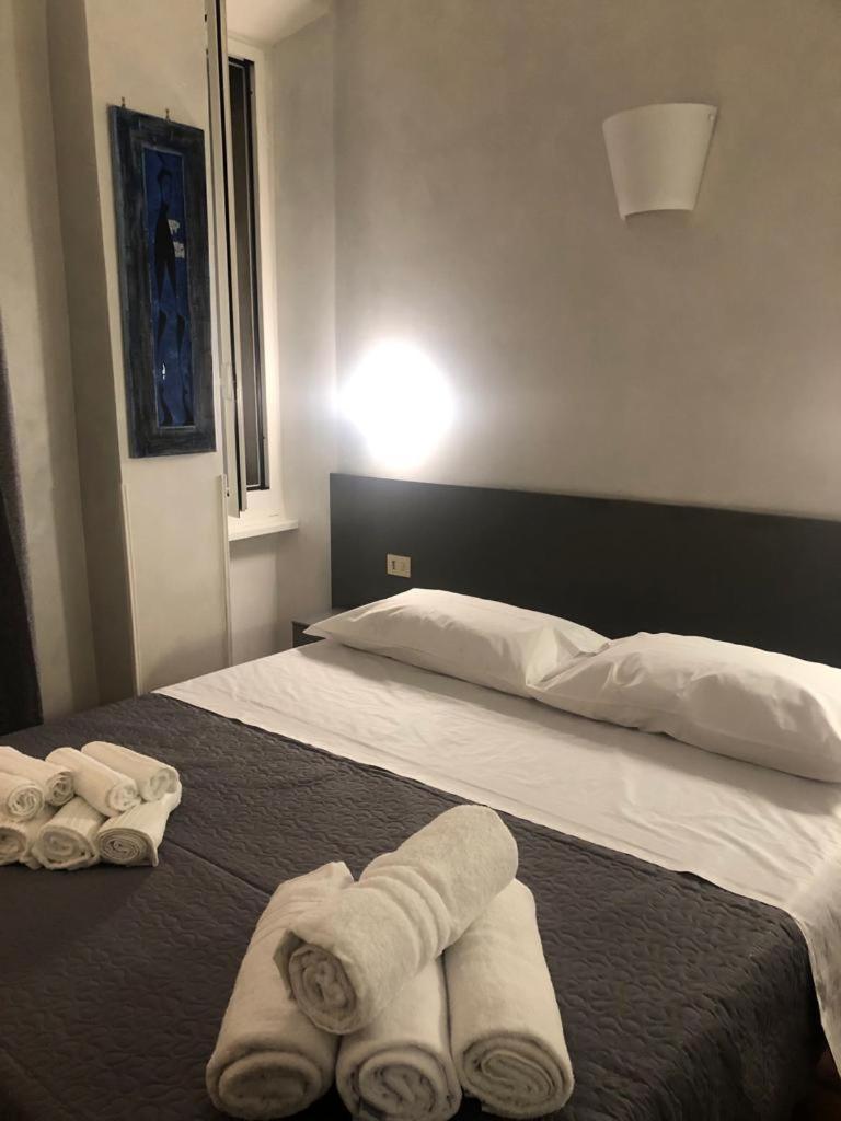 Alma Rooms Appia โรม ภายนอก รูปภาพ